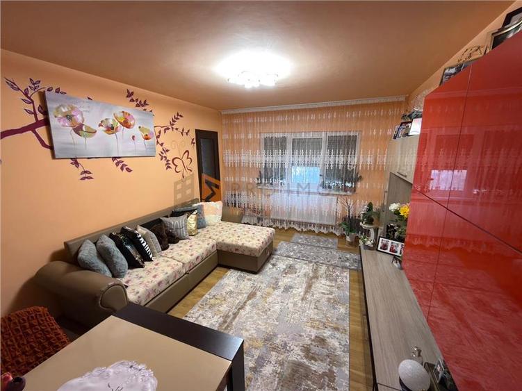 Apartament cu 3 camere decomandat, mobilat în Dorobanți 1