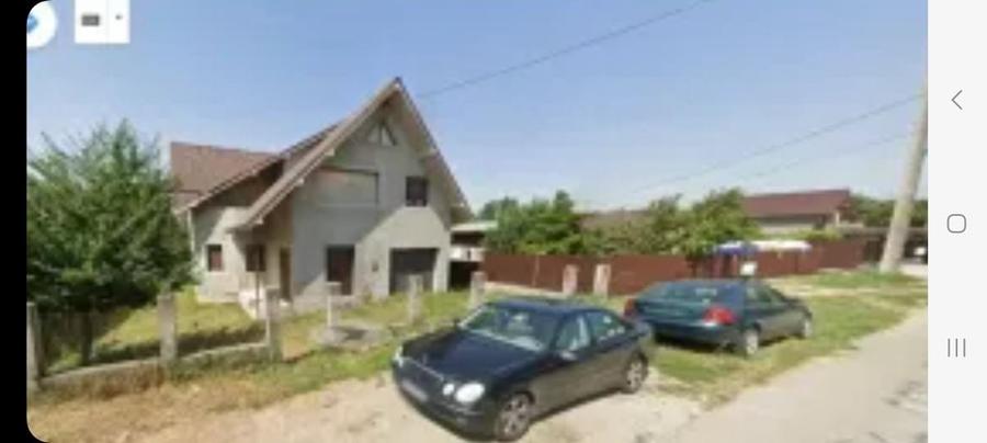Casă cu 4 camere în Lipănești