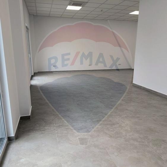 Spațiu industrial, de 572 mp, în Chiajna