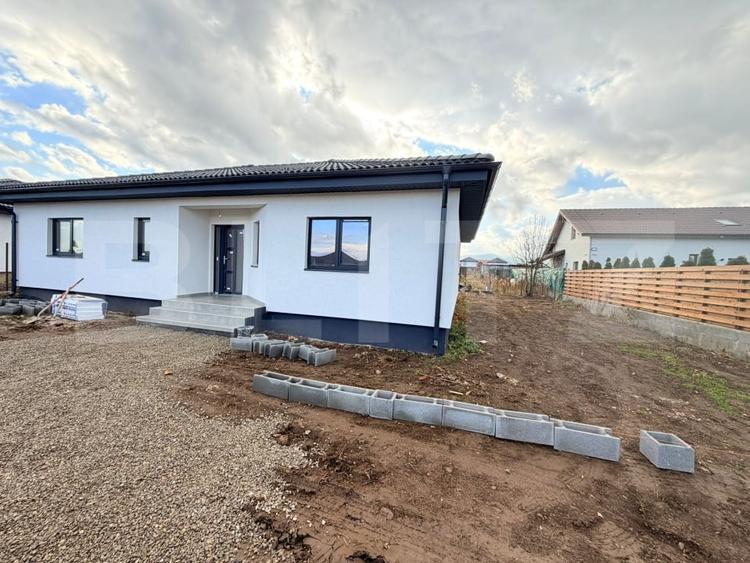 Casă individuală cu 4 camere cu Teren 400 Mp în Tărlungeni