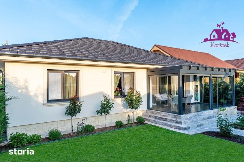 Casă cu 4 camere cu Canalizare în Sântandrei