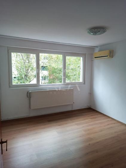 Apartament cu 2 camere decomandat în Drumul Taberei