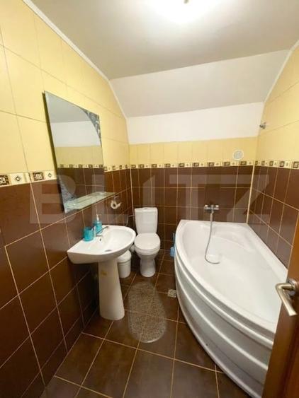 Casă individuală cu 4 camere cu Piscina în Breazu