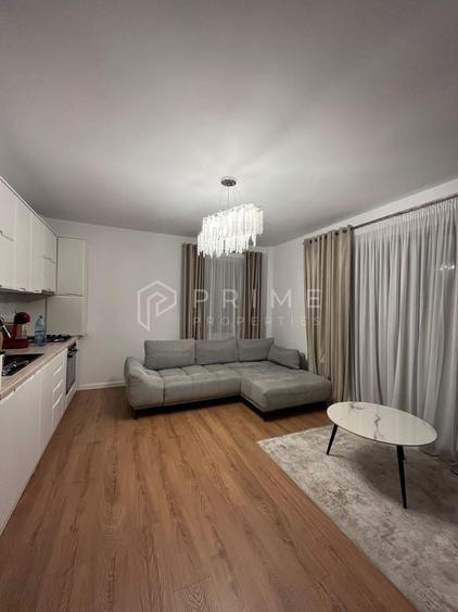 Apartament cu 3 camere decomandat în Livezeni