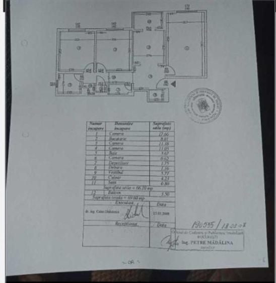 Apartament cu 3 camere decomandat în Ștefan cel Mare