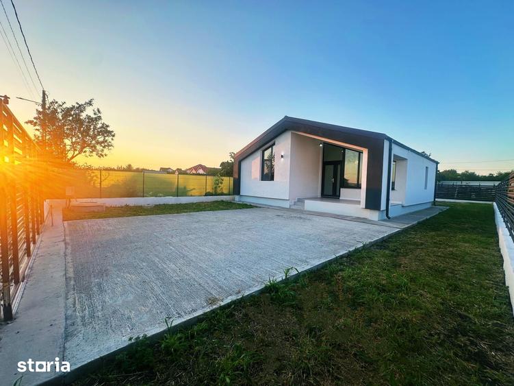 Casă cu 3 camere cu Teren 400 Mp în Mărăcineni