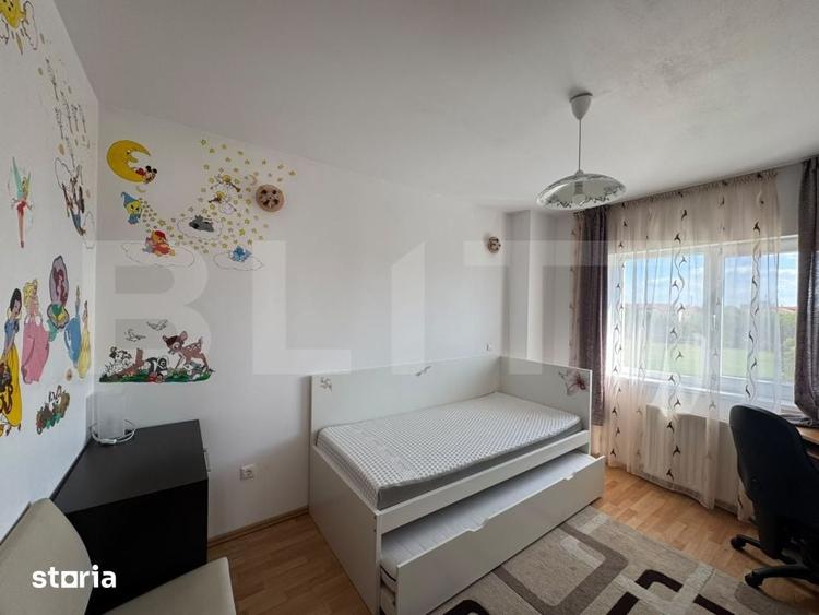 Apartament cu 3 camere în Est