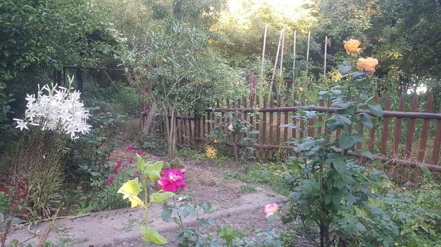 Casă individuală cu 4 camere cu Canalizare în Bartolomeu