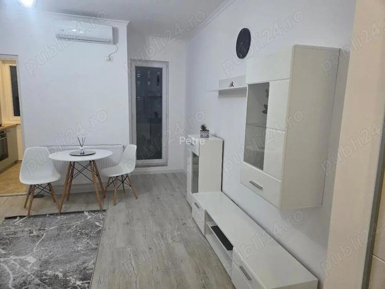 Inchiriez garsoniera in Militari Residence