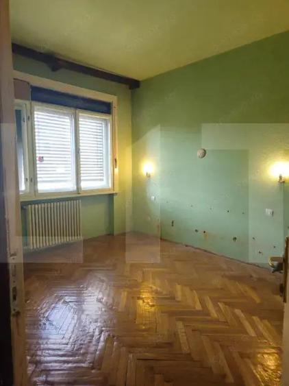 De vanzare Apartament 4 camere, decomandat 100 mp Ultracentral, Timi?oara - 1