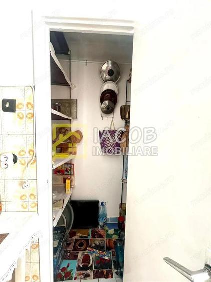 Apartament cu doua camere semidecomandate, zona Aviatori, Bacau - 15