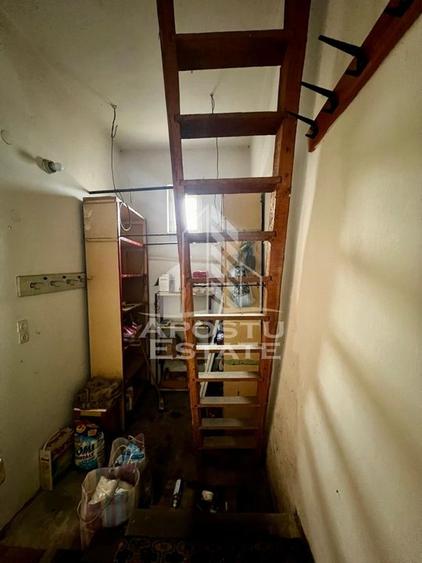 Casa cu 2 camere, 690mp in Battonya - 8