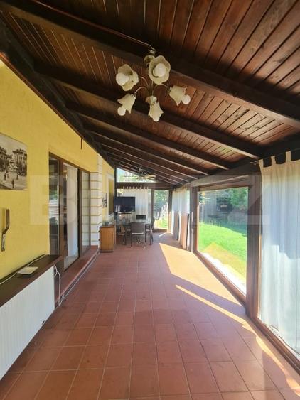 Casa individuala, 4 camere, 219 mp, 520 mp de teren, zona cu acces restrictionat - 18