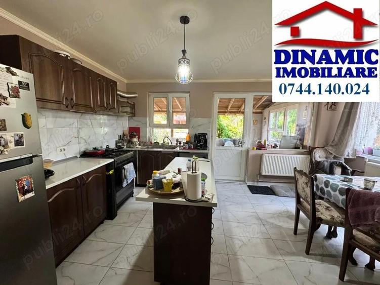 Casa+6338 mp teren, sat Izvoare, 149 900 EURO - 8