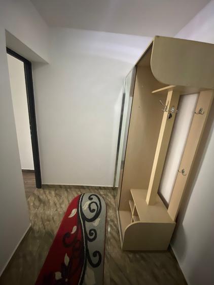 Apartament cu 2 camere, etajul 2/4, zona Podu Ros - 7