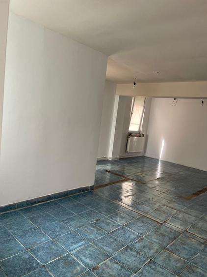 Cladire amenajata zona Grivita-Scoala 8 - 4