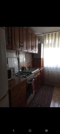 Inchiriez apartament 2camere - 3