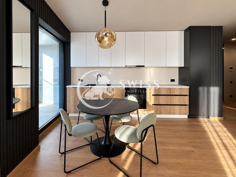 Apartament cu 2 camere semidecomandat, mobilat în Central