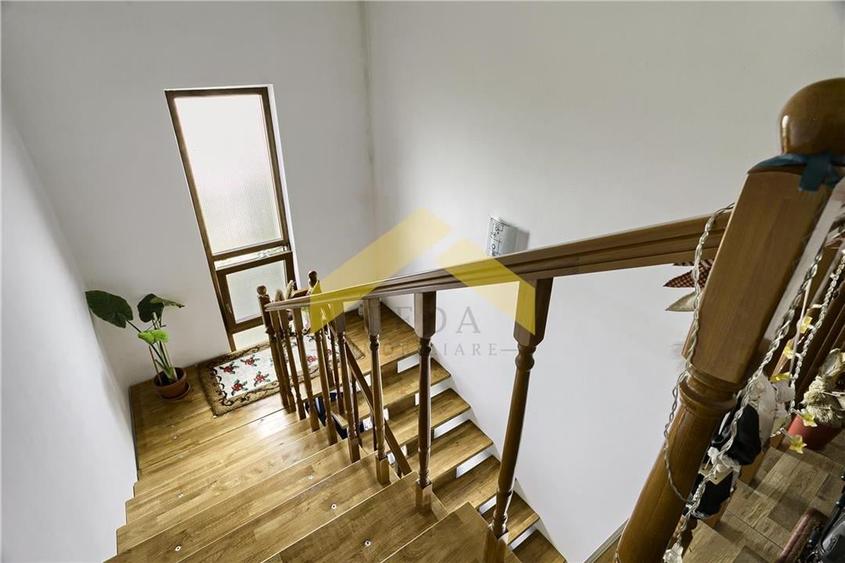 Casa tip duplex de vanzare Vladimirescu - 18