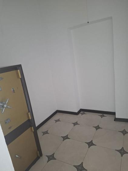 Sp.comercial pe B-dul Cetatii - 1