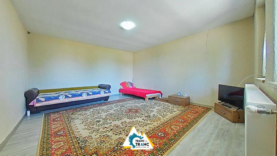 Casă spațioasă cu 3 camere în comuna Vladimirescu – aproape de Arad - 1