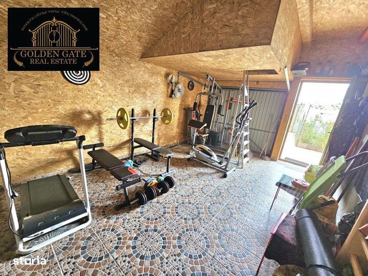 Doua case P+M + anexa, 1000 mp teren vedere panoramica spre munti - 7