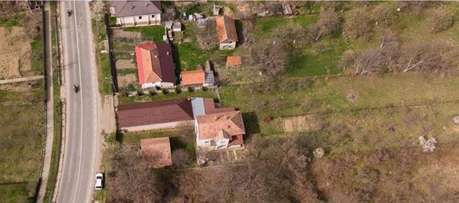 De vanzare, casa cu curte si gradina in Com. Viperesti, Jud. Buzau, la DN10 - 10