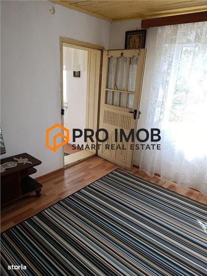 Casă cu 4 camere decomandat în Scurtești
