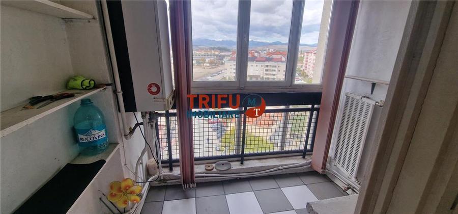 Apartament cu 3 camere decomandat în Ampoi 1