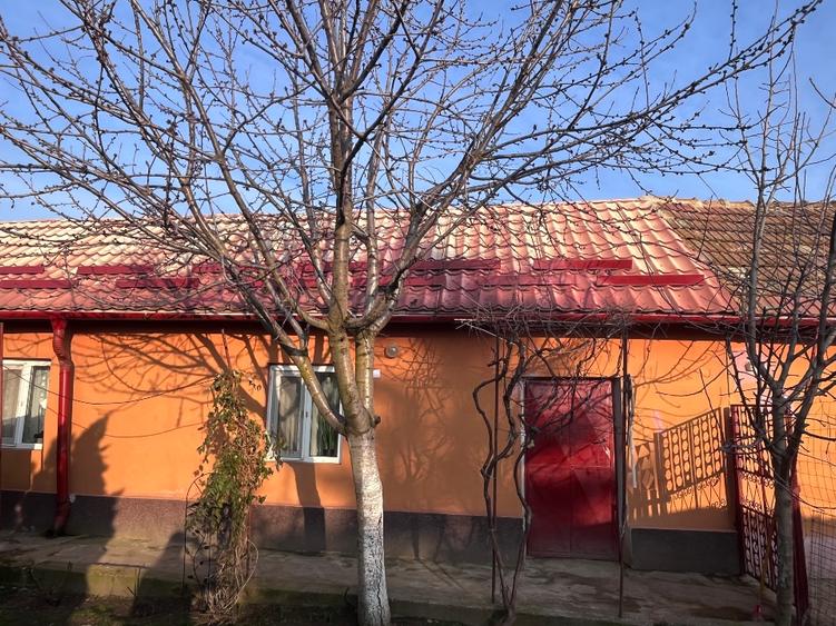 Casă și Teren de vânzare comuna Plosca  - 10