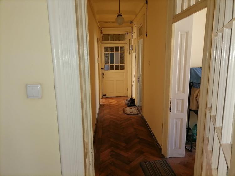 Descoperă eleganța interbelică într-un apartament spațios, situat ultracentral - 3