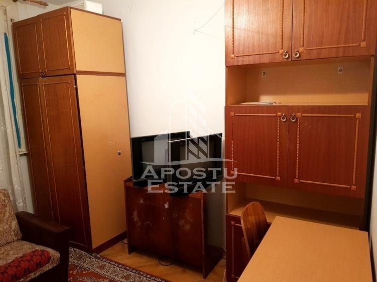 Apartament 3 camere plus boxa,etaj intermediar,zona Olimpia/Complex - 4