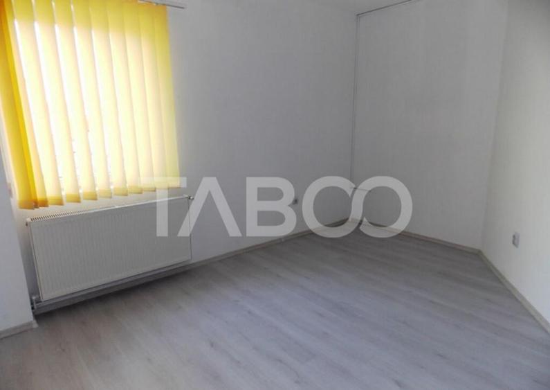 Spatiu pentru birouri de inchiriat cu utilitati incluse in S - 9