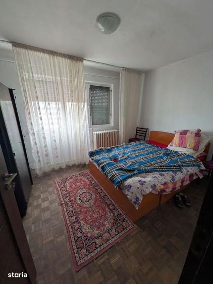 Semidecomandat Lapus .pret 75.000 euro - 2