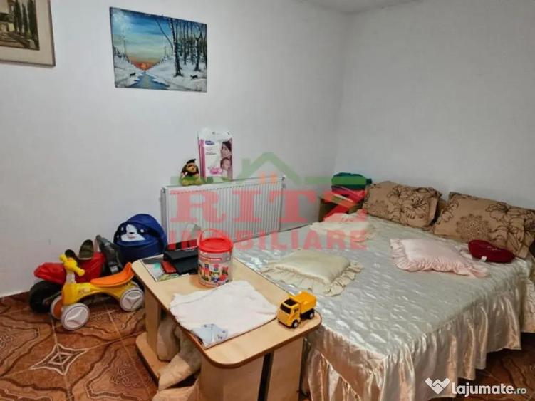 CASA DE VANZARE P 1 E - 2