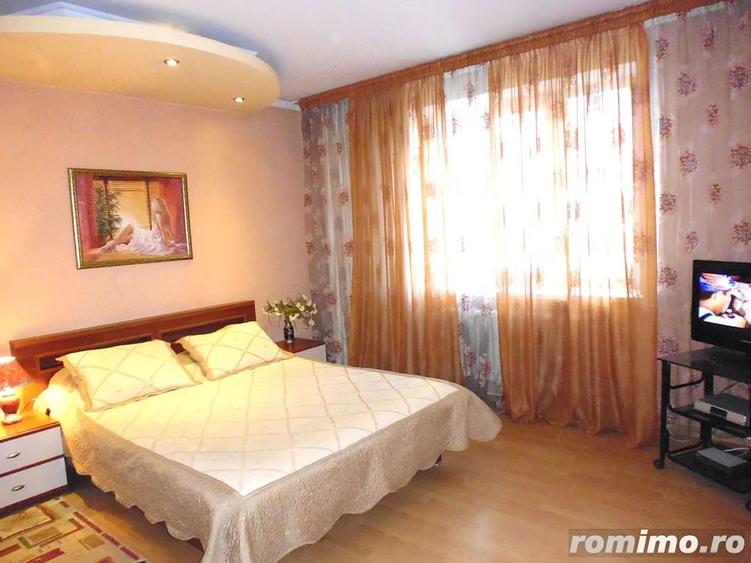 Garsonieră decomandată în Eroii Revoluției