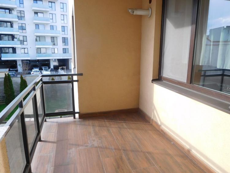 chirie apartament 3 camere, bloc nou, garaj, Centru - 13