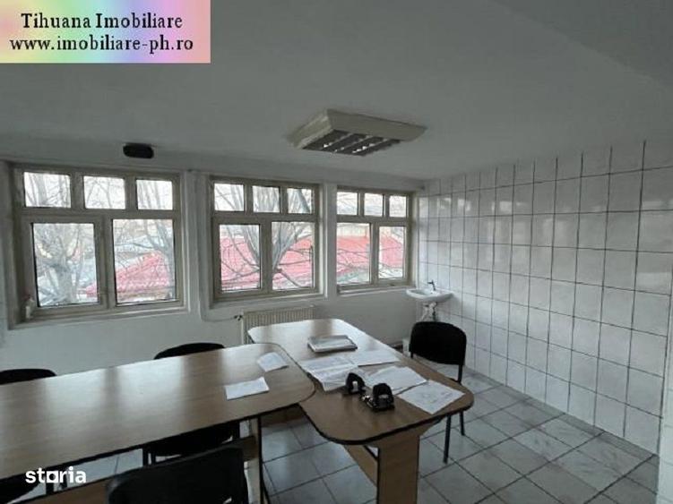 Spatiu comercial de vanzare - Sud - 12