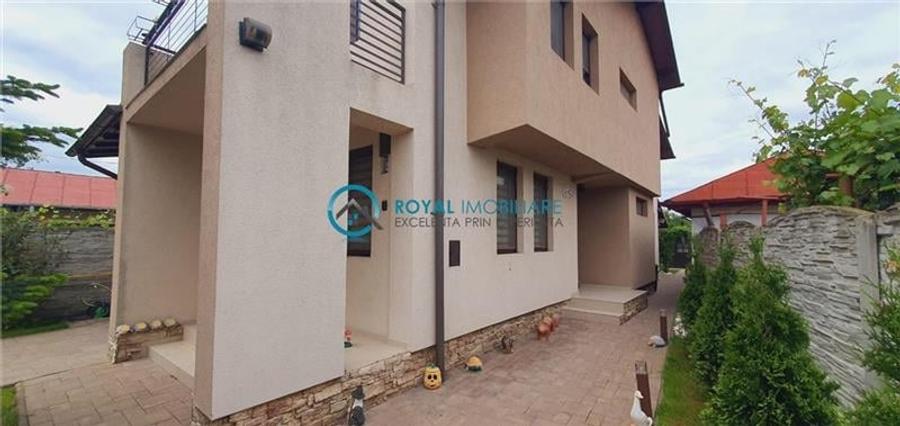Royal Imobiliare-Vanzare Vila Zona Blejoi - 3