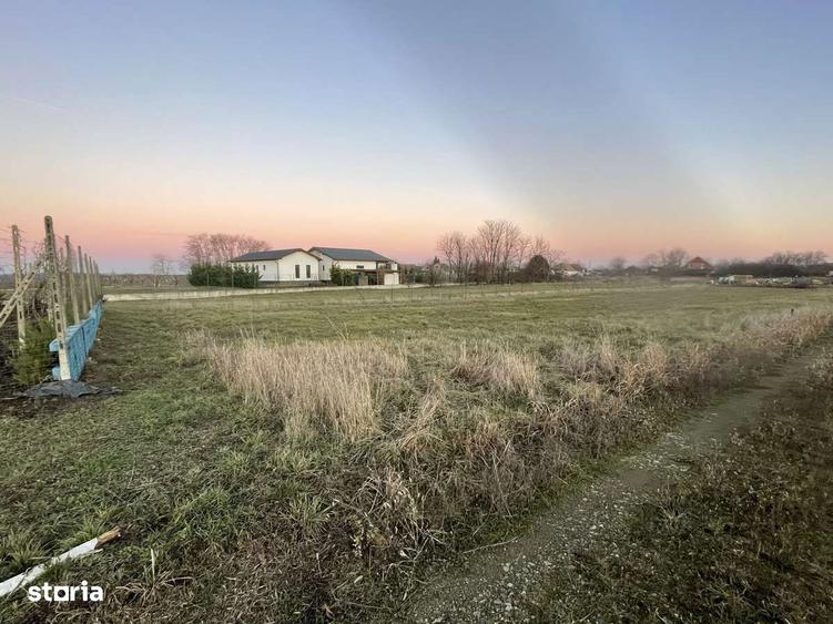 Teren intravilan 474 mp Sanpaul | Front stradal de 22 m | 15.000 E - 2