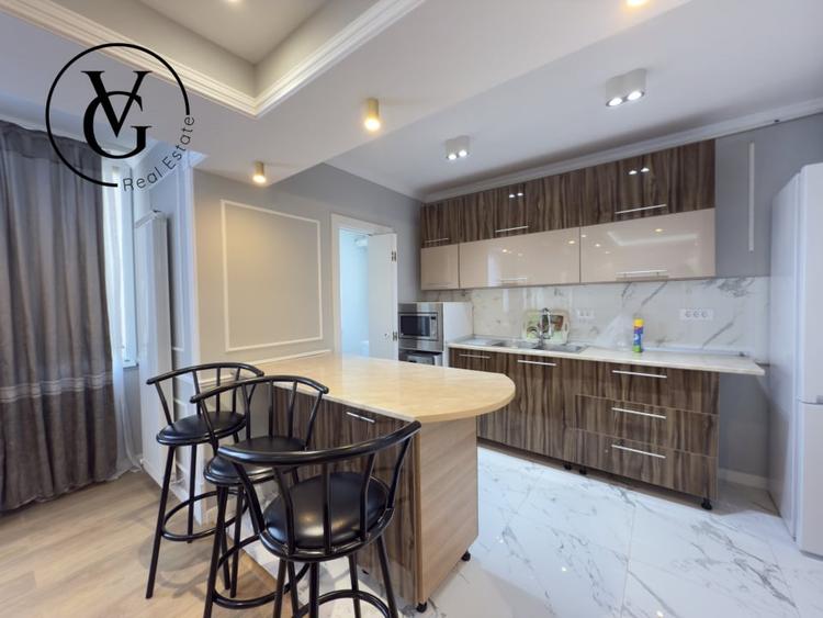 Apartament 3 camere - 135 mp-premium-Faleza Nord - 4