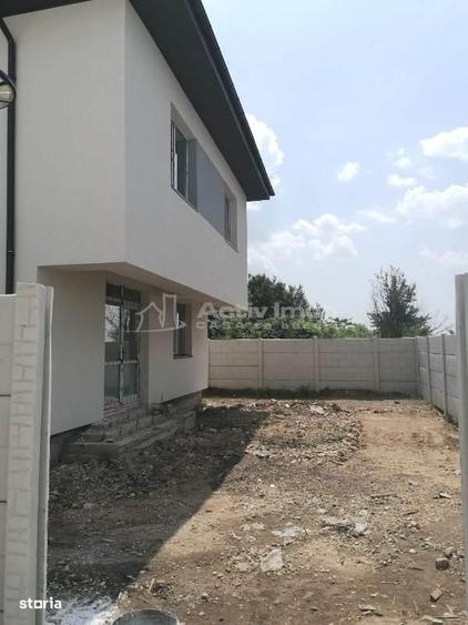 Casă cu 4 camere cu Teren 300 Mp în Prelungirea Ghencea