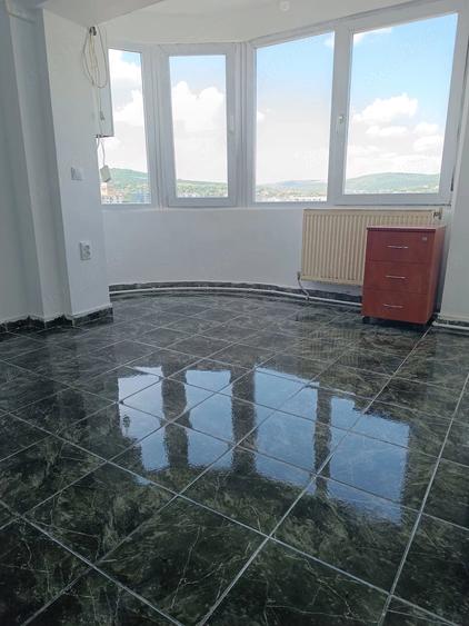 Apartament cu 2 camere decomandat în Mărăști