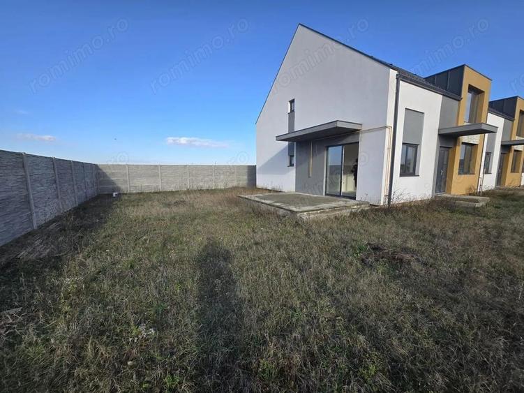 Triplex 3 camere, 2 locuri de parcare, Sananadrei - 4