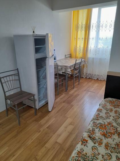 Inchiriez garsoniera - 2