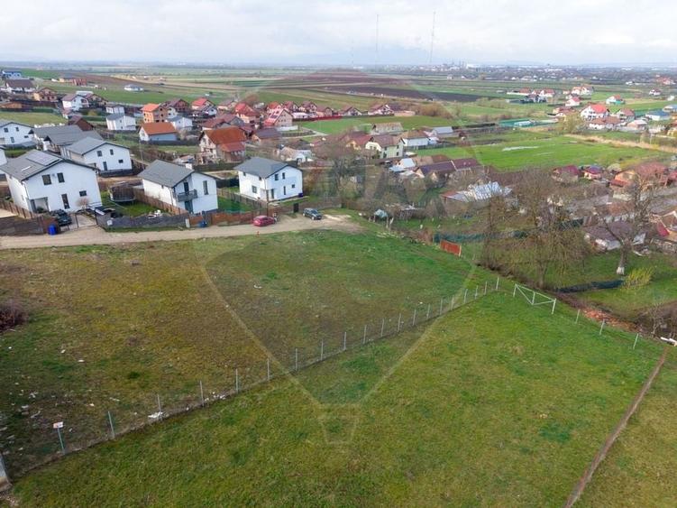Teren intravilan cu vedere panoramică, utilități si poziție excelentă! - 7