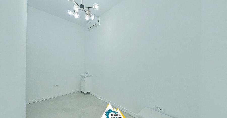 Salon inchiriat Afacere la cheie pe B-dul Revolu?iei, Arad - 24