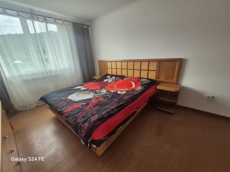 APARTAMENT 3 CAMERE – ZONA CENTRU – PRIVELIȘTE PANORAMICĂ SPRE MUNTE - 4