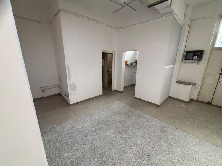 De Inchiriat! Hala depozit si birouri - 15