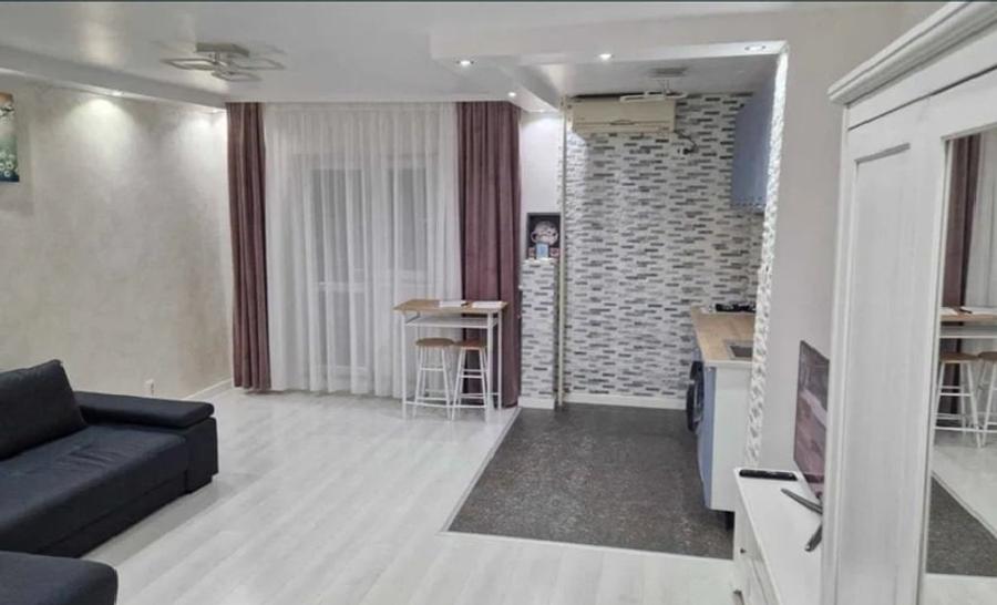 Garsonieră decomandată în Muncii